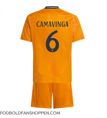 Real Madrid Eduardo Camavinga #6 Udebanetrøje Børn 2024-25 Kortærmet (+ Korte bukser)